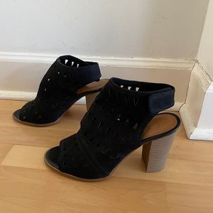 14th & Union Black Block Heels